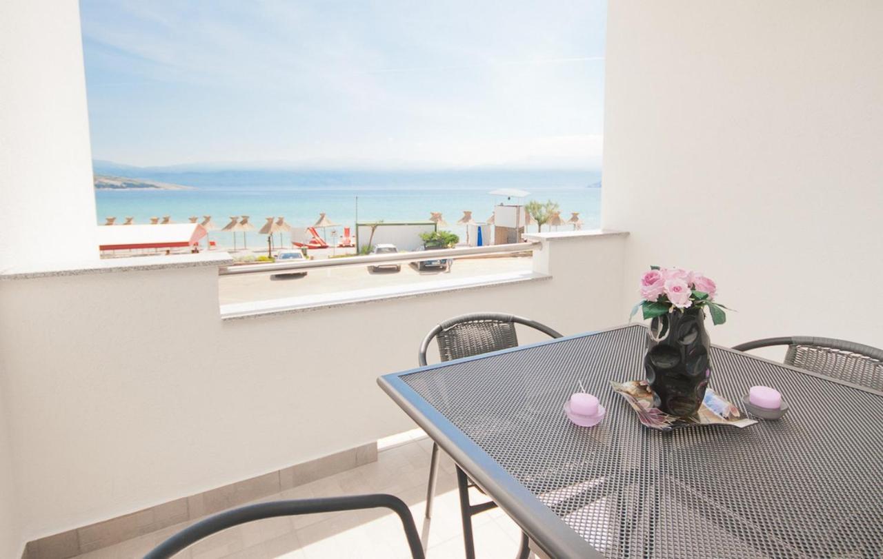 Beach Apartment Baska Exteriér fotografie