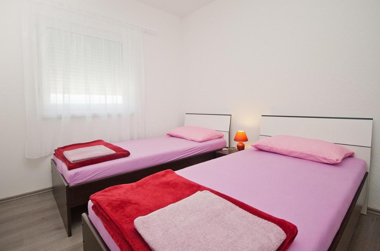 Beach Apartment Baska Exteriér fotografie